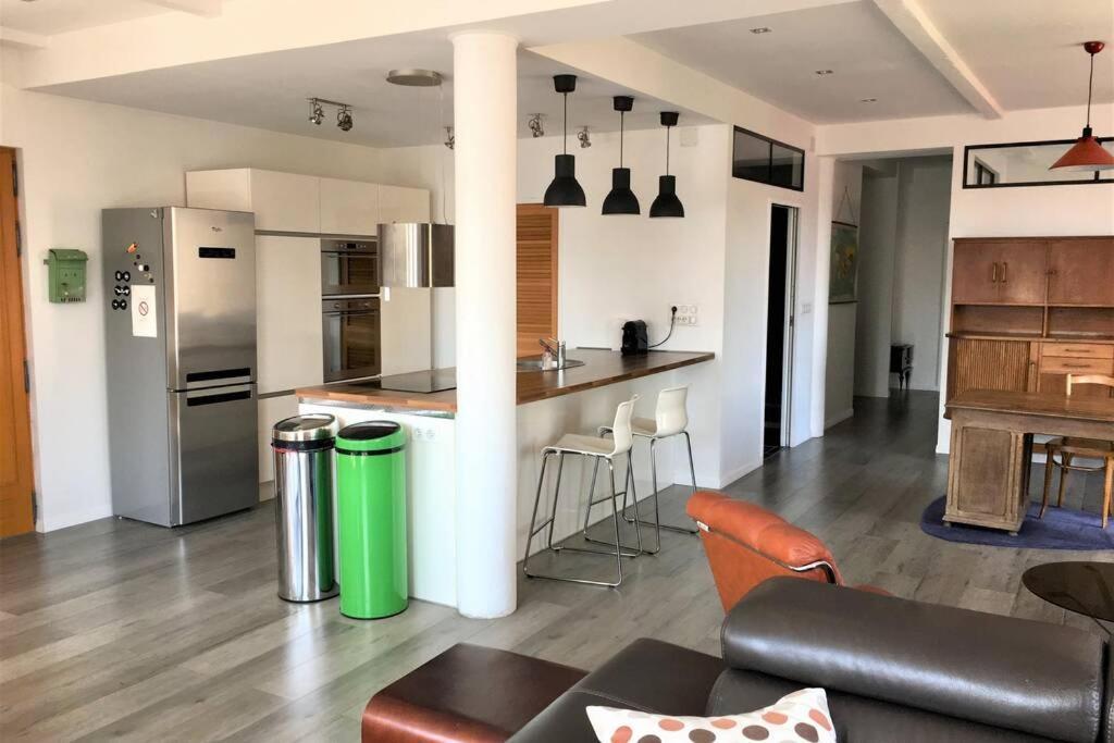Superbe Loft 100M2 Proche Cathedrale Avec Parking Apartment Реймс Екстериор снимка