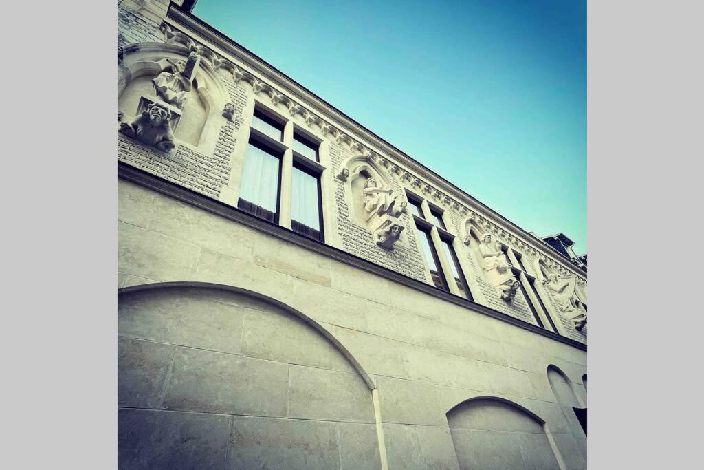 Superbe Loft 100M2 Proche Cathedrale Avec Parking Apartment Реймс Екстериор снимка